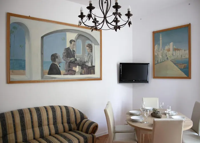 Pomorska 6 Apartman *